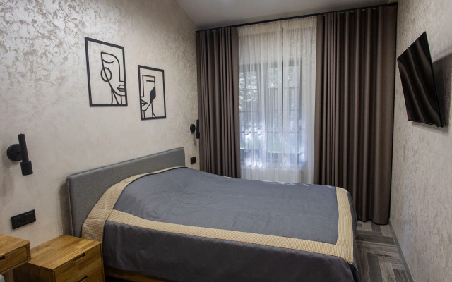 Guest house Park-Otel "petrovskie Parusa"