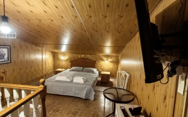 Uritskogo 33 Flat