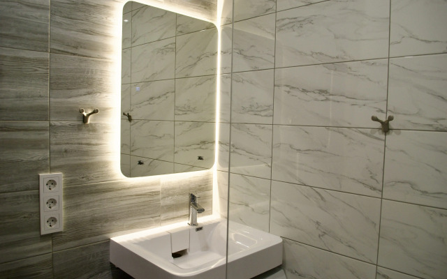 Chetyrekhmestnye S Kukhney Apartments