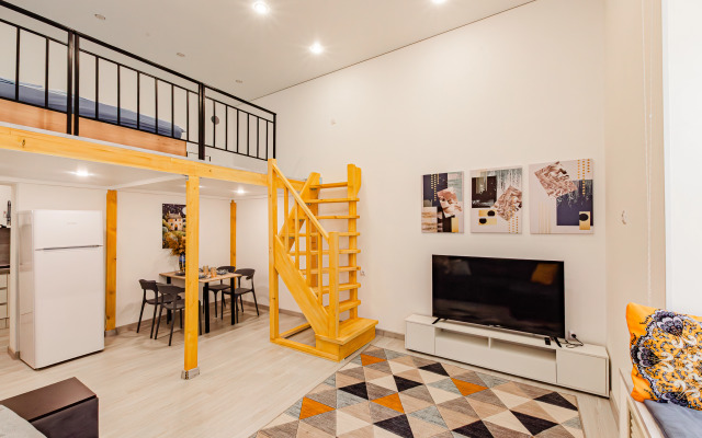 latUyutnye u Sten Kremlya Apartment