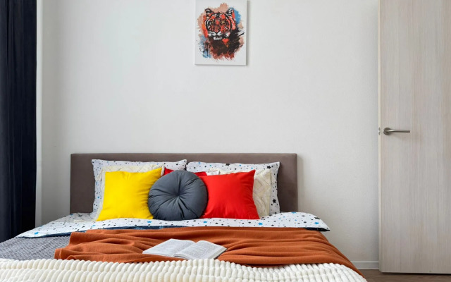 Квартира Двухкомнатная просторная и уютная ArtApart