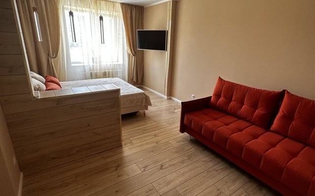 So Svetloy Auroy Flat