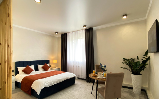 Beles Aparts Aparthotel