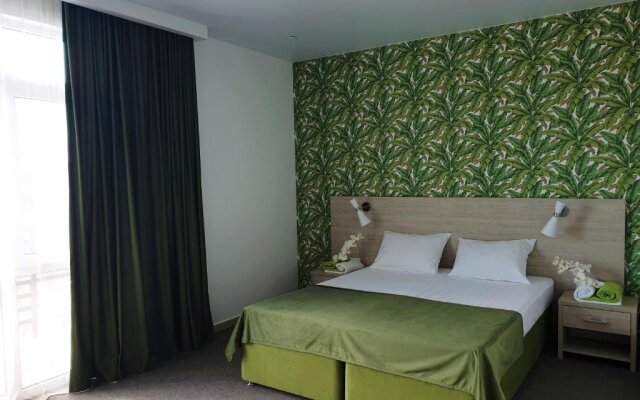 Club Resort Hotel "oasis"