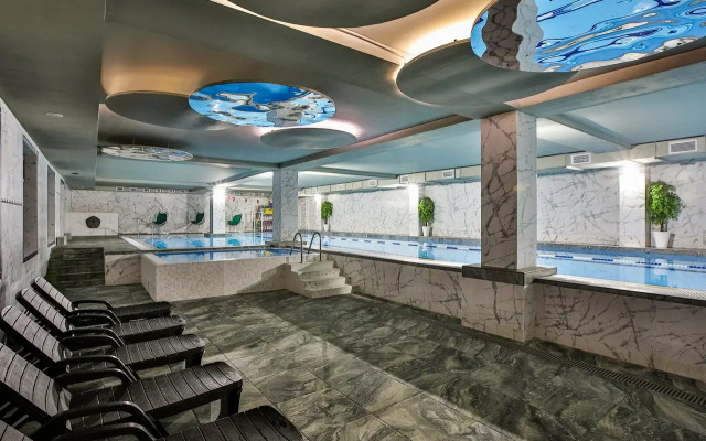Astro Plaza Hotel