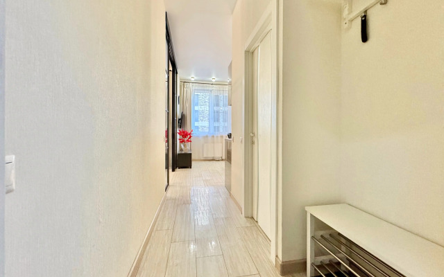 1-k, m. Belomorskaya Flat