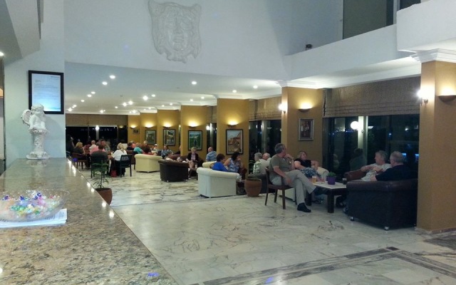 Tuntas Beach Hotel Altinkum