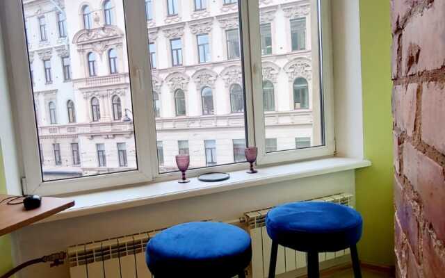 Апартаменты на Большом 13 Эркер