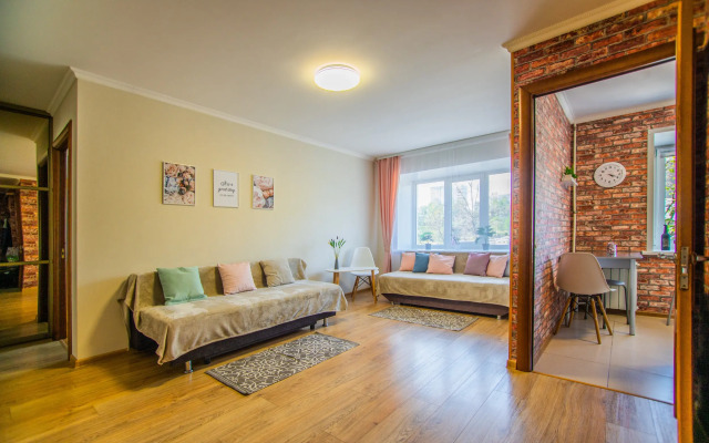 V Tsentre Goroda Flat