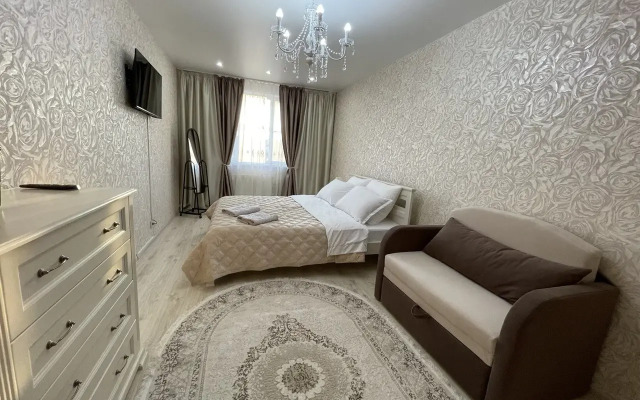 Na Proyezde Lakina Flat