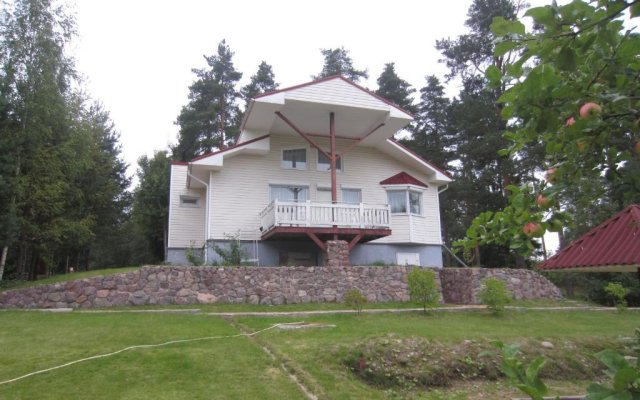 Usadba Sayrala Guest House