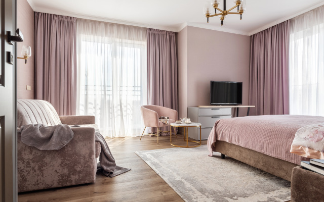 Квартира с Панорамным Видом на Море