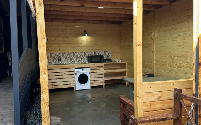 Eden Apartment Hotel