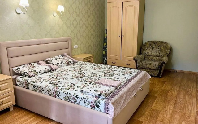 Na Ulitse 50 Let Oktyabrya 6 Flat