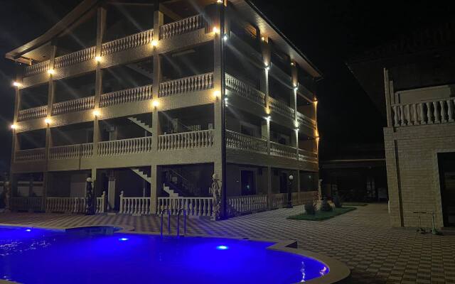 Чеховъ Береговое