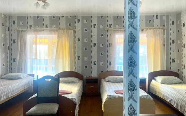 Trekhkomnatnaya Kvartira Na Fabrichnoy 11 Apartments