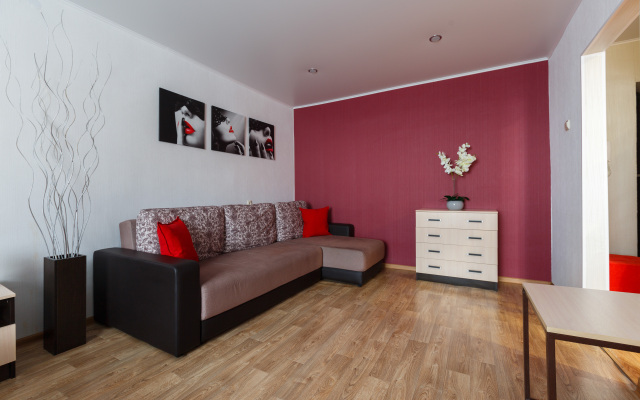 Квартира 1-к на Строителей, дом 3