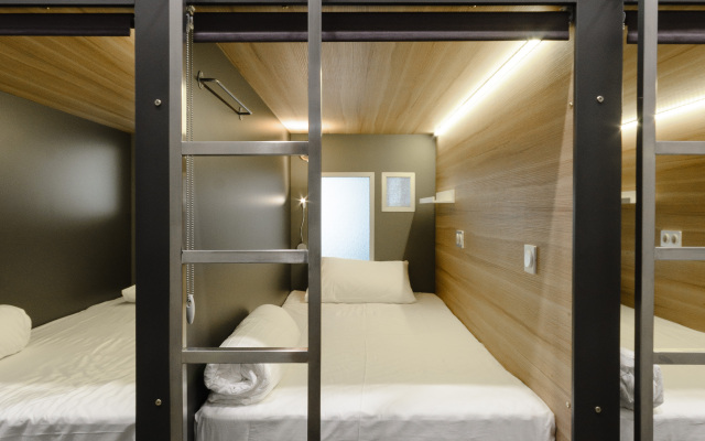 Capsula Hotel