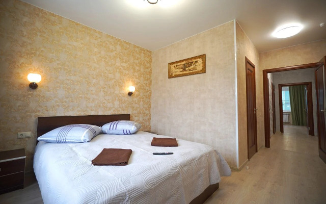 Квартира Большая 2-комнатная рядом с центром