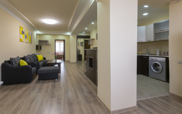 Umba Apartment N5 - with balcony and Mount Ararat view Apartments