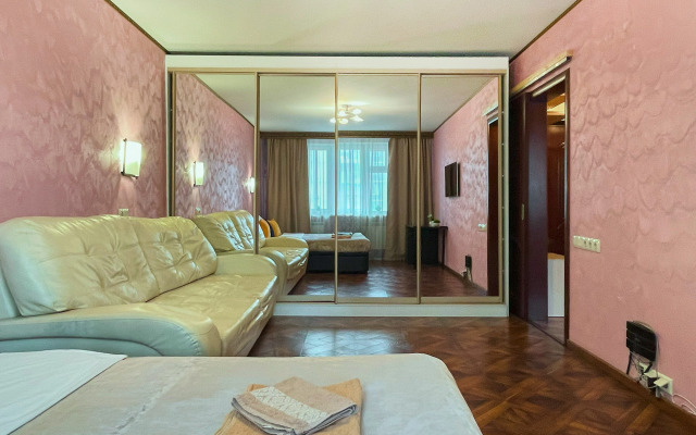 Апартаменты RELAX APART – Молодёжная 76