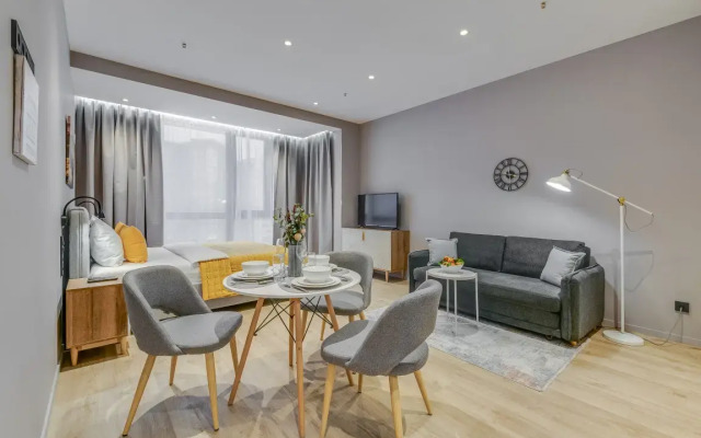 Апартаменты Трёхместные Делюкс с Видом на Город Business Apartments