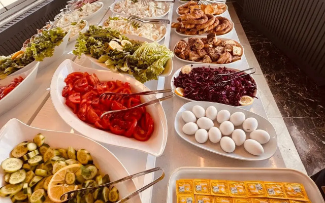Grand Heykel Hotel