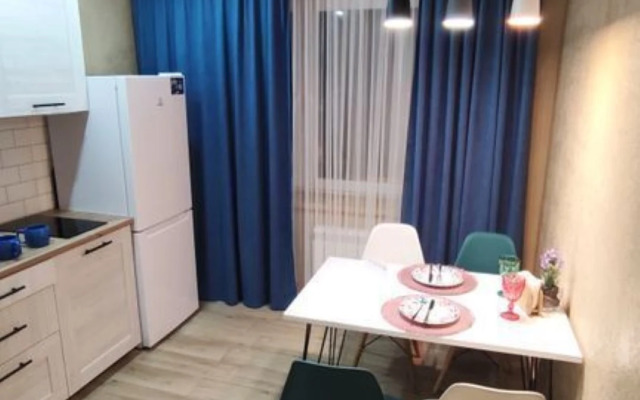 Dvukhkomnatnaya V Stile Loft Flat