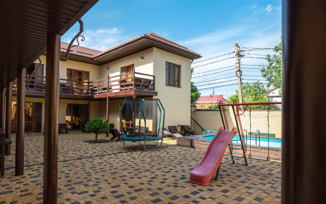 Гостевой Дом Диана на Черноморской