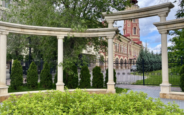 Kalancha Garden v Samom Serdce Goroda Apartment