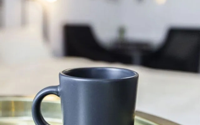 Квартира на Серышевском переулке, 3