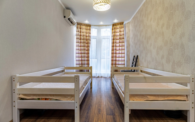 Na Tyulpanov Flat