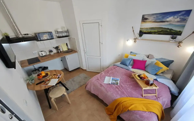 Studiya Po Ul. Tukhachevskogo 49/4-45 Flat