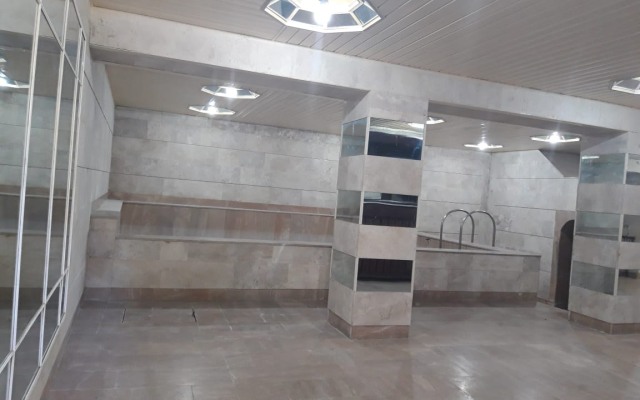 Classic Apartment On Kievyan Apartments