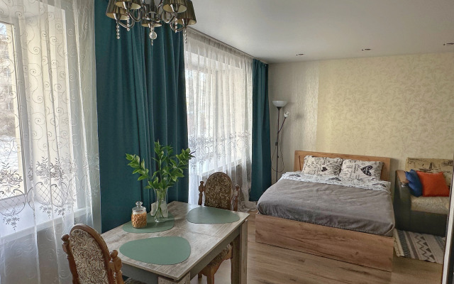V Tsentre Po Priyatnoy Tsene Flat