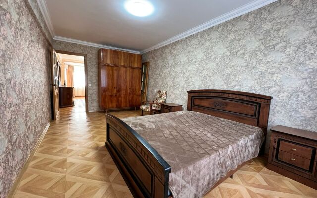 V Tikhom Tsentre Adlera Flat