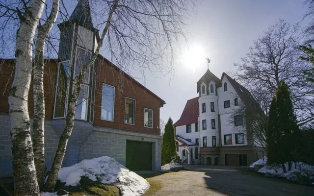 Co Svoim Bannym Kompleksom I Baccejnom Private House