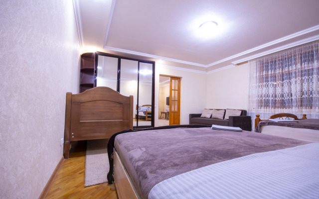 Частный дом в центре