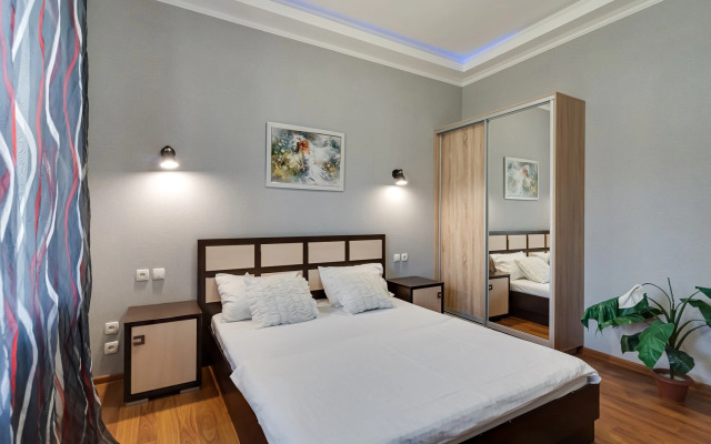 Квартира Театральная площадь