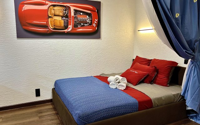 ot Home24 Ferrari studio Flat