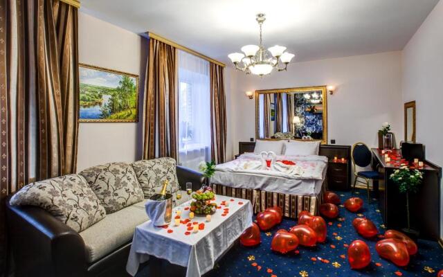 Grand on Bolshoy Apartments