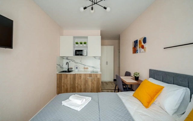 Апартаменты №2 Комфортно и Точка на Азовской 13