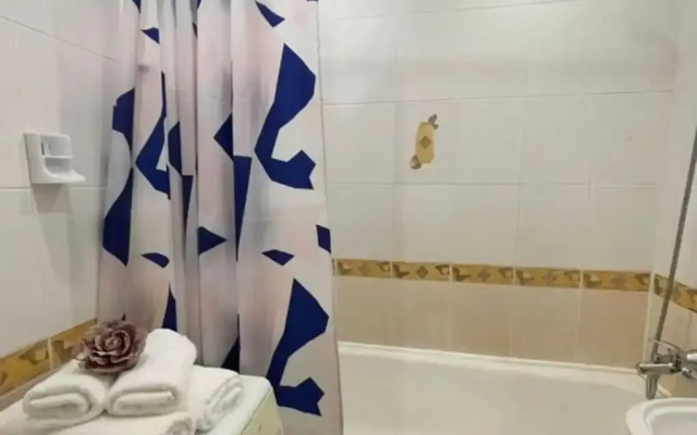 GoldApart na Universitetskoj naberezhnoj 36b Flat