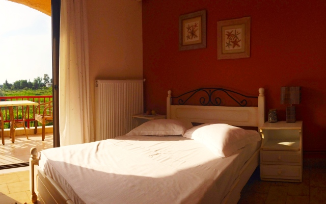 Aenaon Studios Apartments