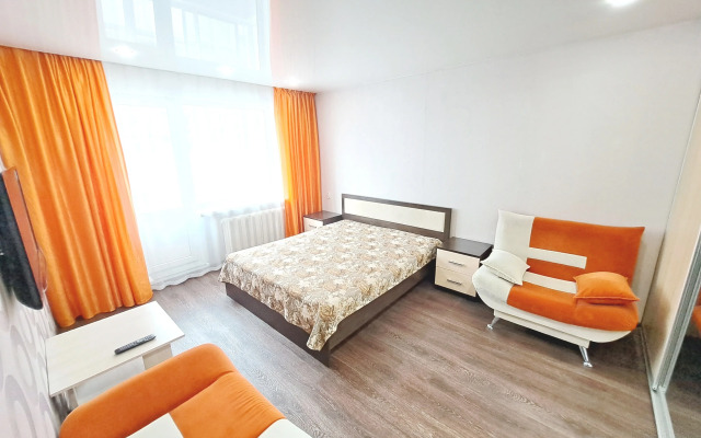 Dvukhkomnatnaya V Krasnokamske Flat