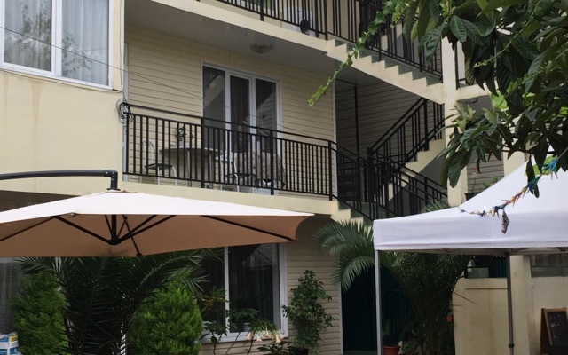 Akula Guest House