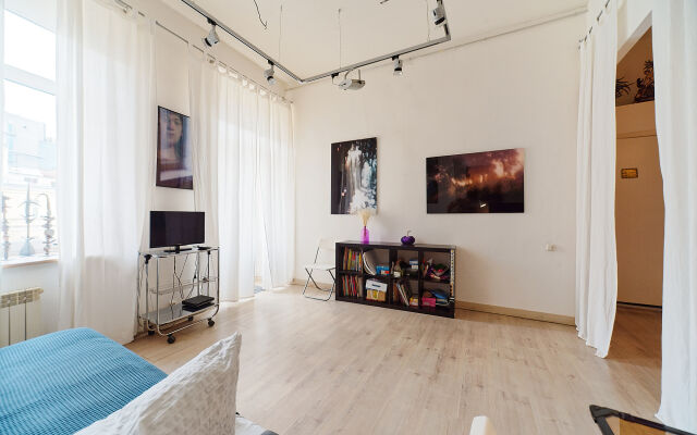 Апартаменты  Art-Home Рядом с Дворцовой Площадью