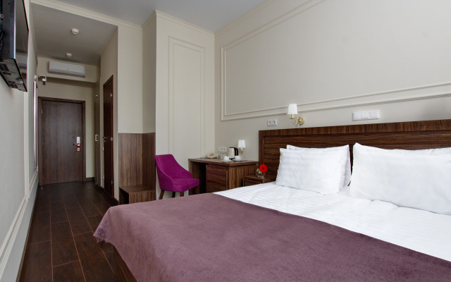 Zolotoy Vek Hotel