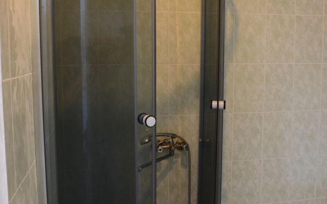 Tri Kita Guest House
