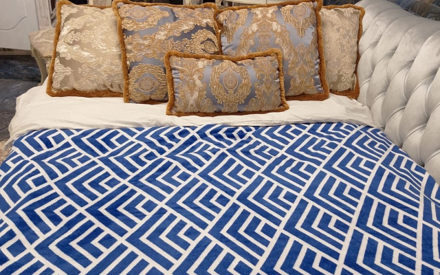 Апартаменты Королевская студия